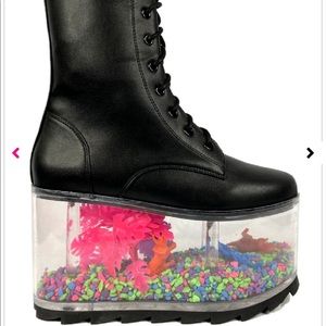 New black rave platform boots!